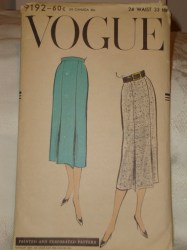 9192 1957 VOGUE 6 GORE SKIRT FRONT BACK PLEATS PATTERN 38''WST